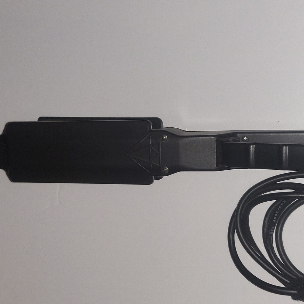Hair straightener